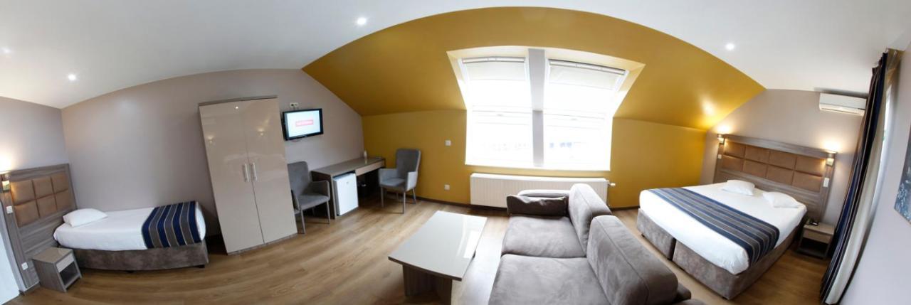 Hotel Midi-Zuid Saint-Gilles Kültér fotó