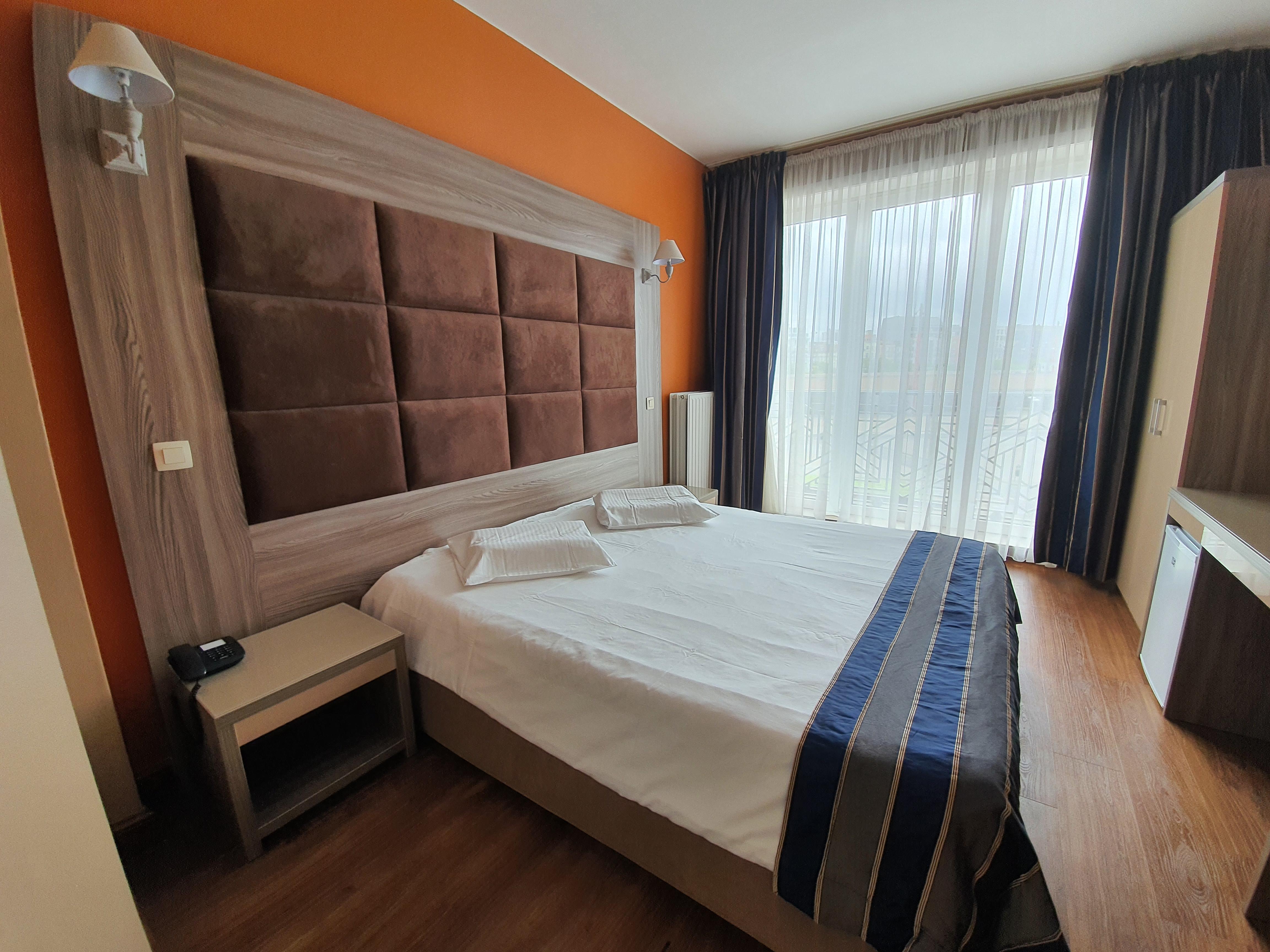 Hotel Midi-Zuid Saint-Gilles Kültér fotó