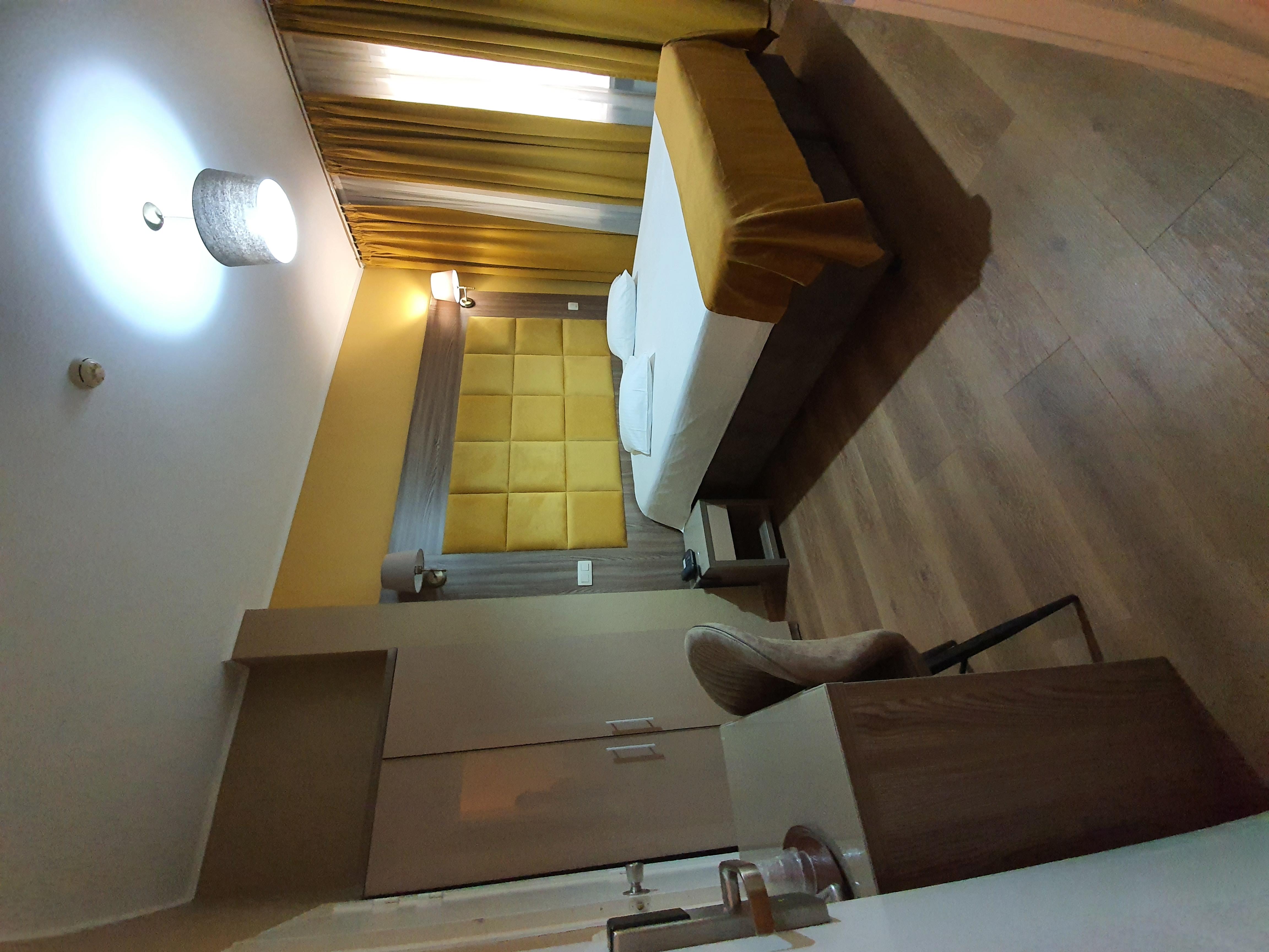 Hotel Midi-Zuid Saint-Gilles Kültér fotó